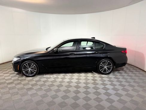 Used 2022 BMW 540i xDrive w/ Premium Package image 3