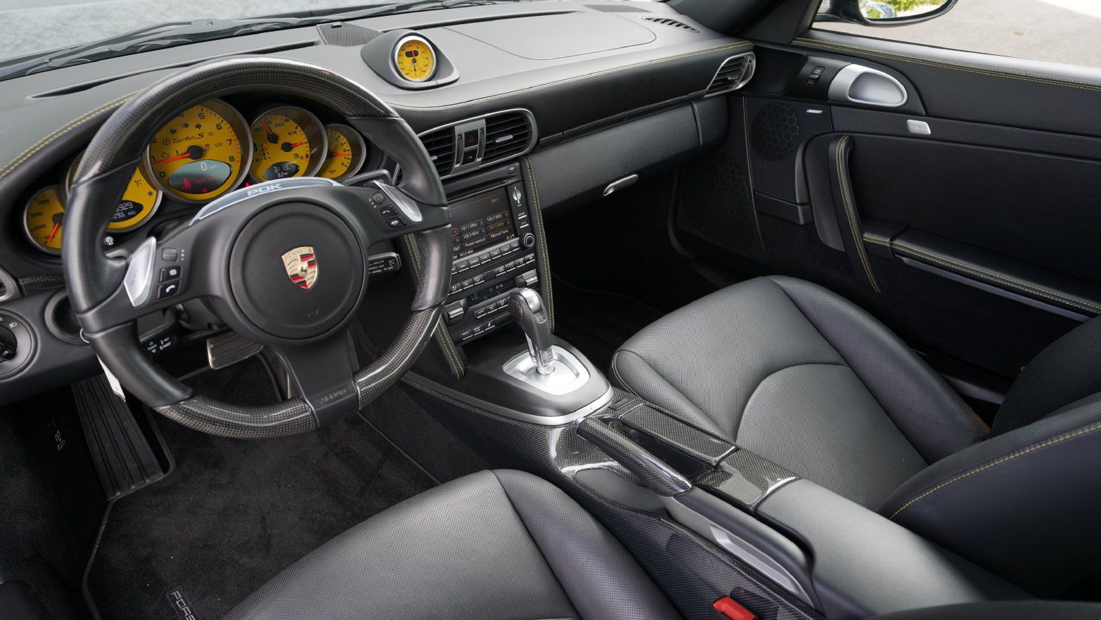 Used 2013 Porsche 911 Turbo S AWD/4WD image 28