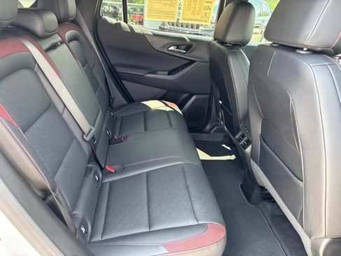 Used 2025 Chevrolet Equinox RS w/ Convenience Package III AWD/4WD image 47