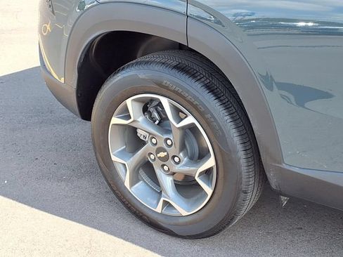 Certified 2026 Chevrolet Trax LT w/ LT Convenience Package FWD image 25