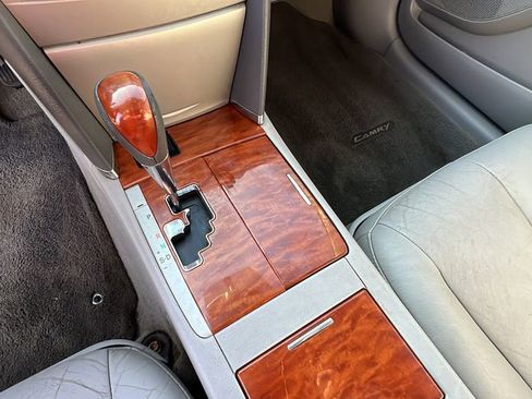 Used 2011 Toyota Camry XLE w/ XLE Extra-Value Pkg #1 image 26