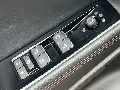 Used 2024 Jeep Wagoneer Launch Edition AWD/4WD image 16
