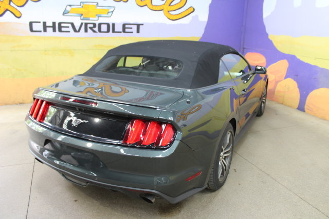 Used 2016 Ford Mustang Premium RWD image 8