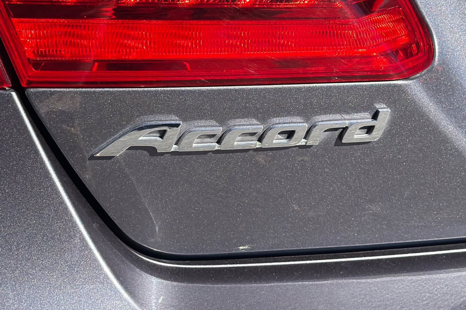 Used 2015 Honda Accord EX-L image 12