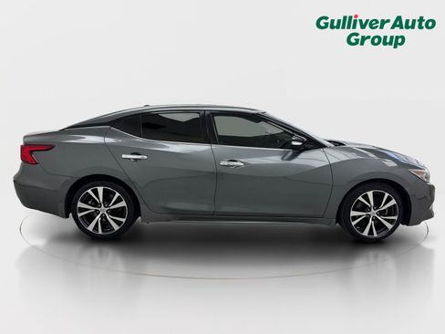 Used 2017 Nissan Maxima Platinum FWD image 10