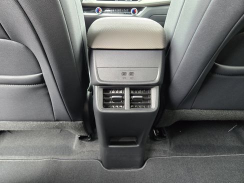 New 2026 Chevrolet Equinox LT image 11