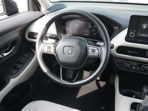 Used 2023 Honda HR-V LX image 20