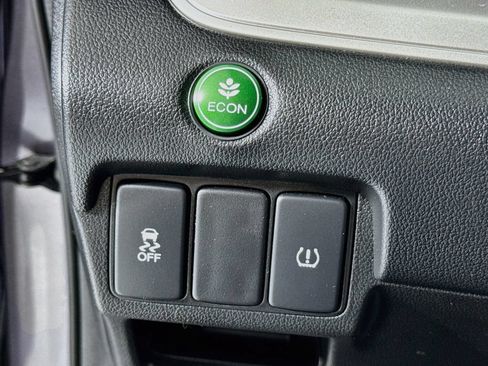 Used 2016 Honda CR-V LX image 15