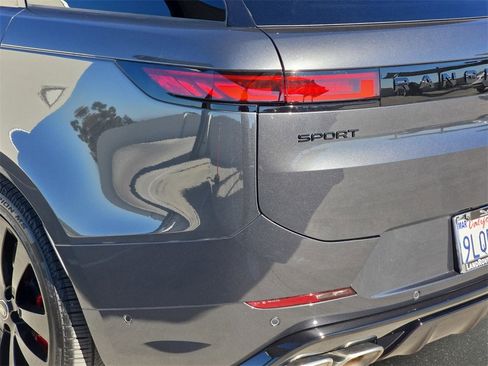 Certified 2025 Land Rover Range Rover Sport Dynamic SE image 36