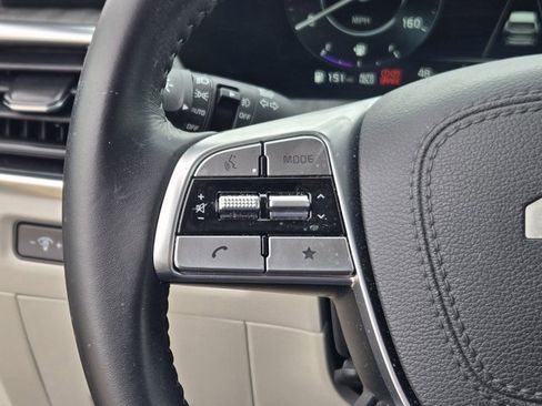 Certified 2025 Kia Telluride SX image 28