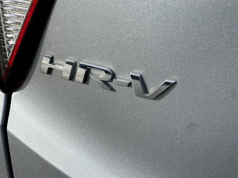 Certified 2022 Honda HR-V LX image 25