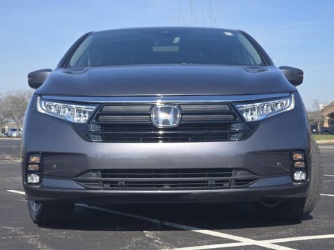 Certified 2024 Honda Odyssey Touring image 18