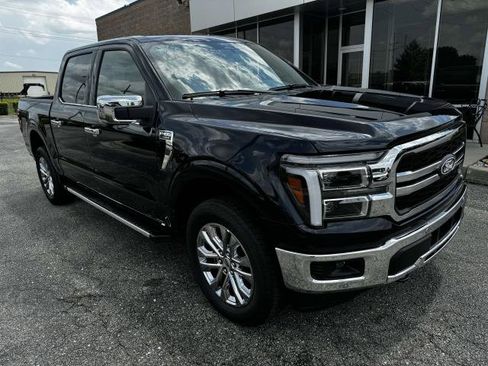 New 2025 Ford F150 Lariat w/ Equipment Group 501A Mid image 8
