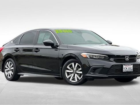 Used 2023 Honda Civic LX image 2