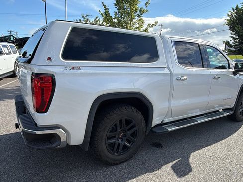 Used 2021 GMC Sierra 1500 SLT w/ SLT Premium Plus Package AWD/4WD image 8