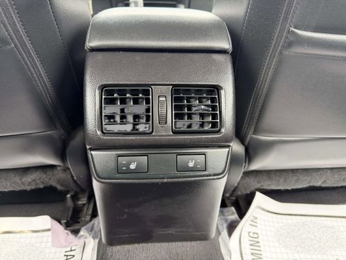 Used 2016 Subaru Legacy 2.5i Limited image 23