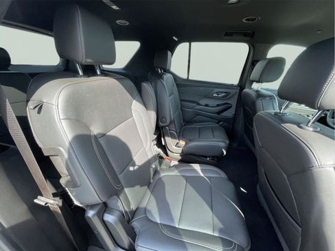Used 2023 Chevrolet Traverse LT AWD/4WD image 21