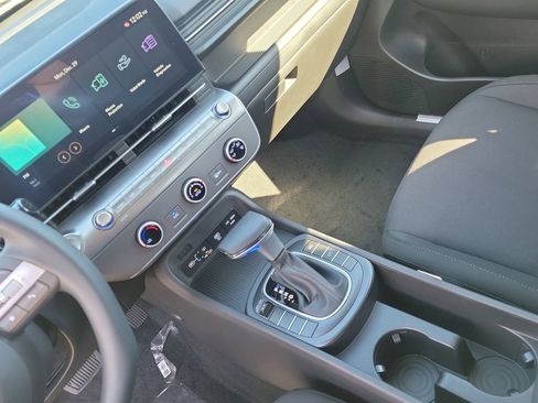 New 2026 Hyundai Kona SE FWD image 35