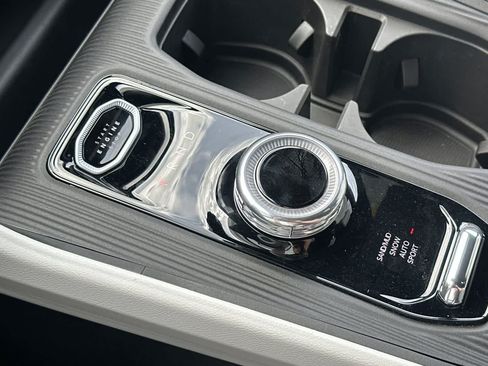 New 2026 Jeep Cherokee Limited AWD/4WD image 24