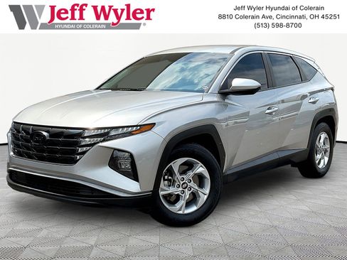 Used 2024 Hyundai Tucson SE FWD image 1
