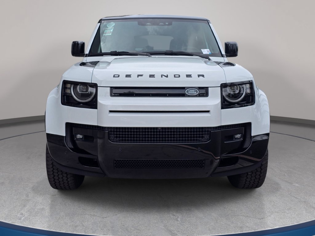 New 2026 Land Rover Defender 110 X-Dynamic SE AWD/4WD image 2