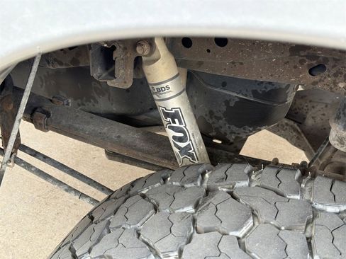 Used 2013 Ford F150 Platinum image 6