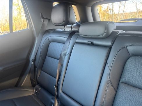 New 2026 Chevrolet Equinox LT w/ Convenience Package II image 23