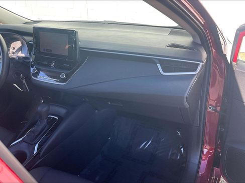 Used 2024 Toyota Corolla LE image 21