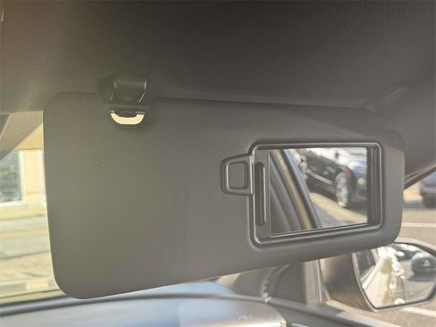 Used 2023 Hyundai Santa Cruz SE image 30