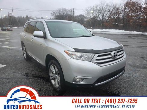 Used 2012 Toyota Highlander Limited image 7