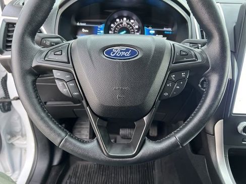 Certified 2022 Ford Edge SEL w/ Sport Appearance Package image 19