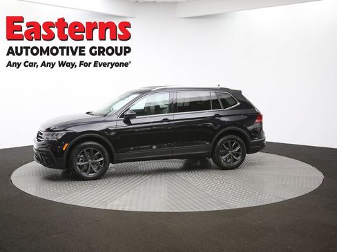Used 2023 Volkswagen Tiguan SE image 57