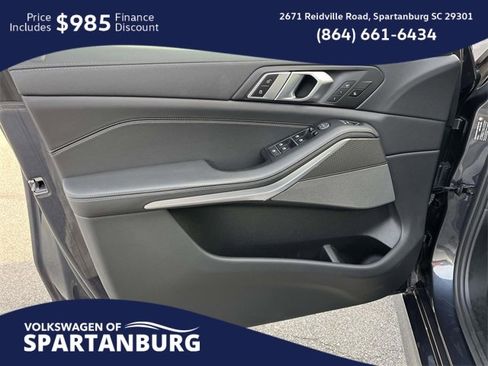 Used 2022 BMW X5 M50i image 16