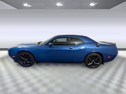 Used 2020 Dodge Challenger SXT w/ Blacktop Package image 2
