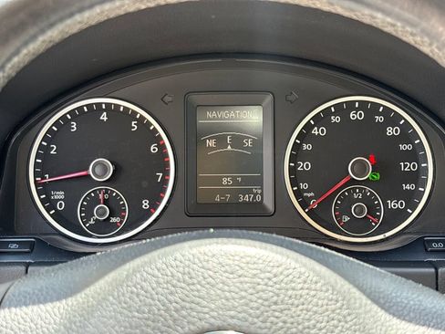 Used 2012 Volkswagen Tiguan S FWD image 22