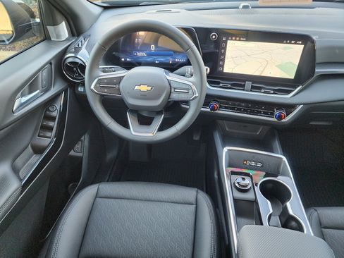 New 2026 Chevrolet Equinox LT w/ Convenience Package II image 20