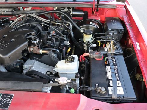 Used 2003 Ford Explorer Sport Trac XLS image 38