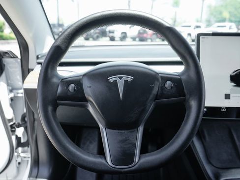 Used 2022 Tesla Model 3 Long Range AWD/4WD image 19