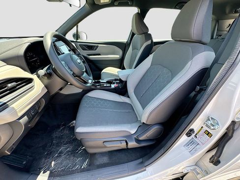 New 2026 Subaru Forester AWD/4WD image 24