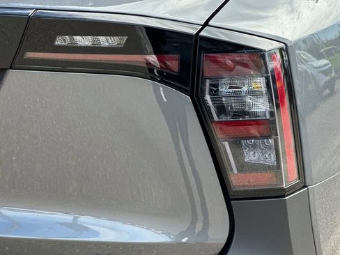 New 2026 Nissan Kicks S image 7