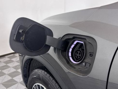 Certified 2022 Ford Escape SE w/ Cold Weather Package image 12