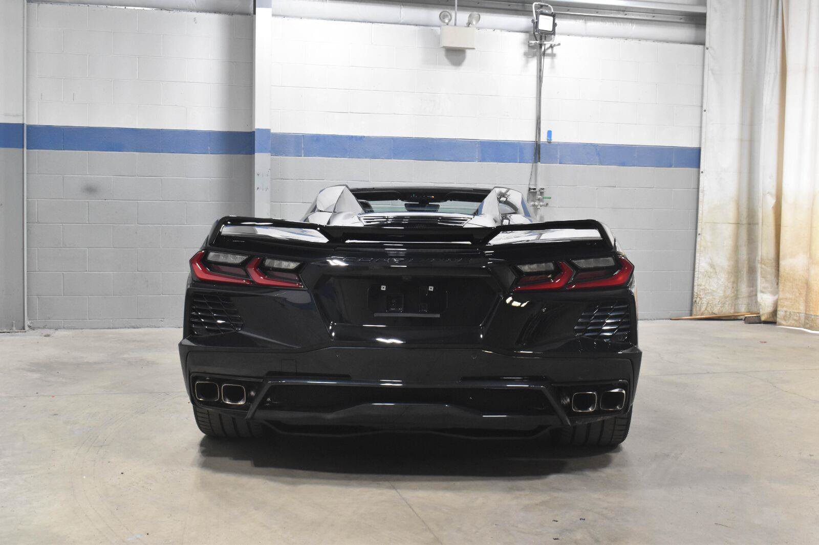 Used 2021 Chevrolet Corvette Stingray Premium Conv w/ Z51 Performance Package RWD image 30