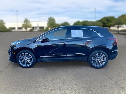 Certified 2025 Cadillac XT5 Premium Luxury image 3