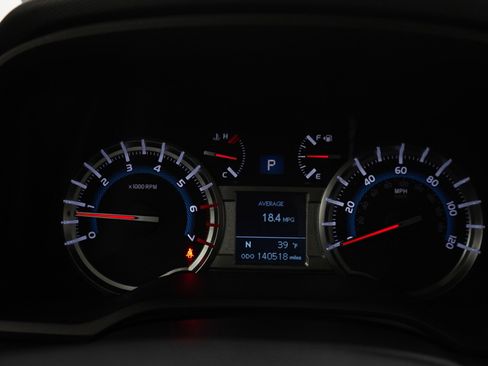 Used 2018 Toyota 4Runner SR5 Premium image 27