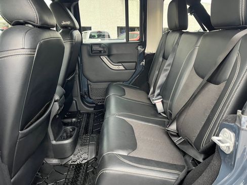 Used 2016 Jeep Wrangler Unlimited Sport image 16