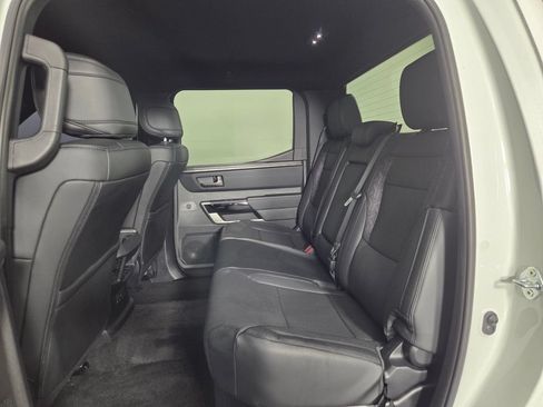Used 2025 Toyota Tundra Limited AWD/4WD image 23