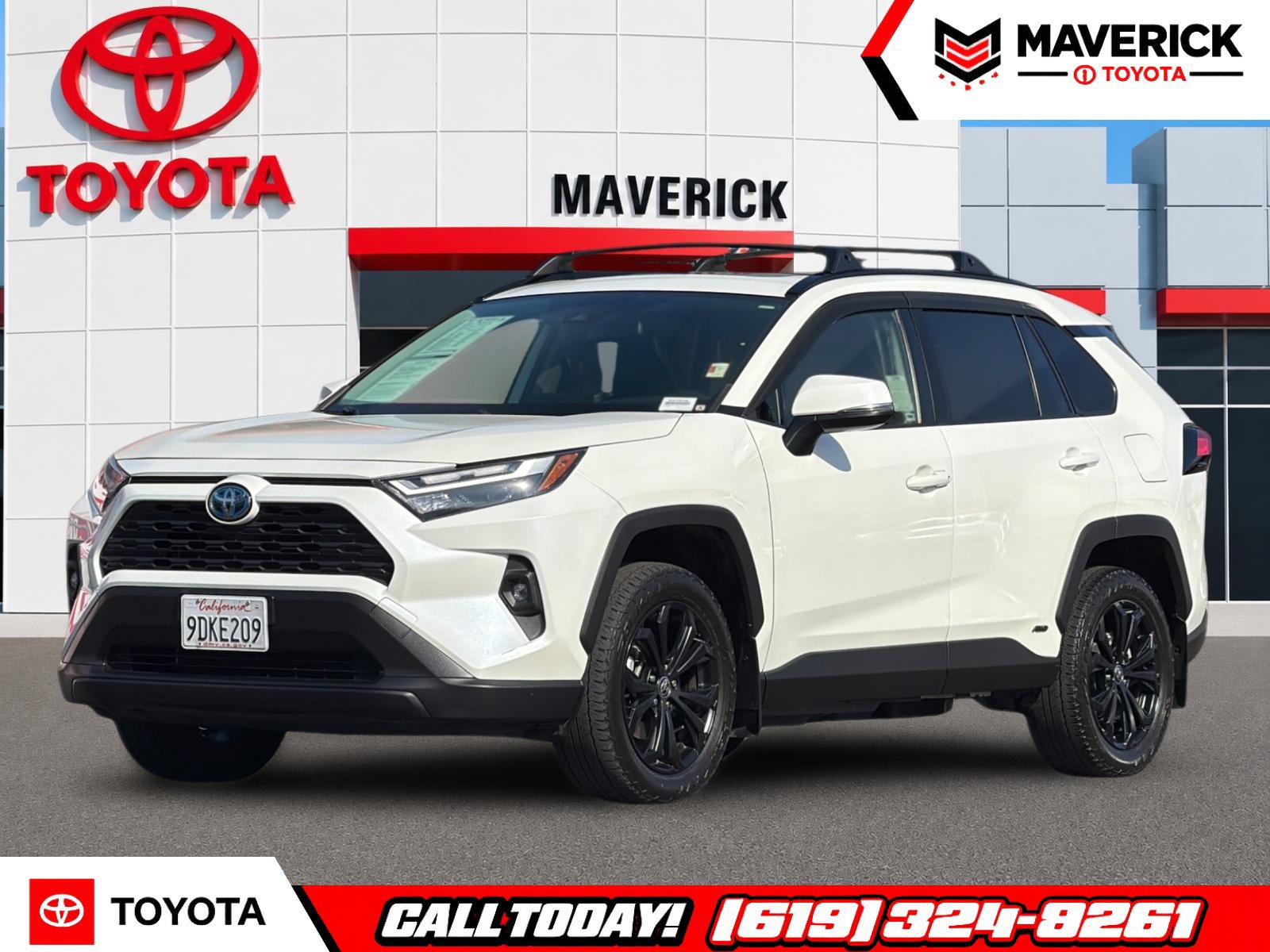 Used 2022 Toyota RAV4 XLE Premium AWD/4WD image 1