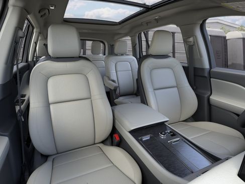 New 2026 Lincoln Aviator Reserve AWD/4WD image 10