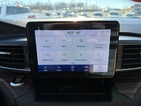 Used 2020 Ford Explorer Limited w/ Hybrid Equipment Group 310A image 35