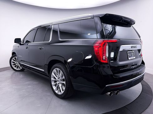 Used 2021 GMC Yukon XL Denali w/ Denali Ultimate Package RWD image 2